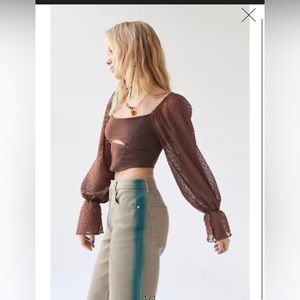 Urban Outfitters brown, puff sleeve crop